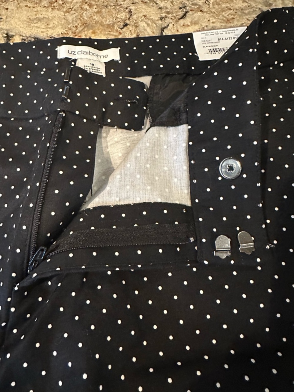 Liz Claiborne Bermuda Emma Shorts Black White Polka Dot New NWT Size 18 - Picture 9 of 9